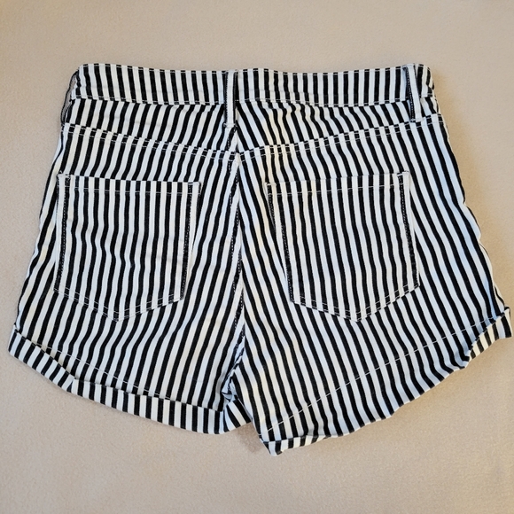 H&M Black & White Striped Denim Shorts - Picture 3 of 5